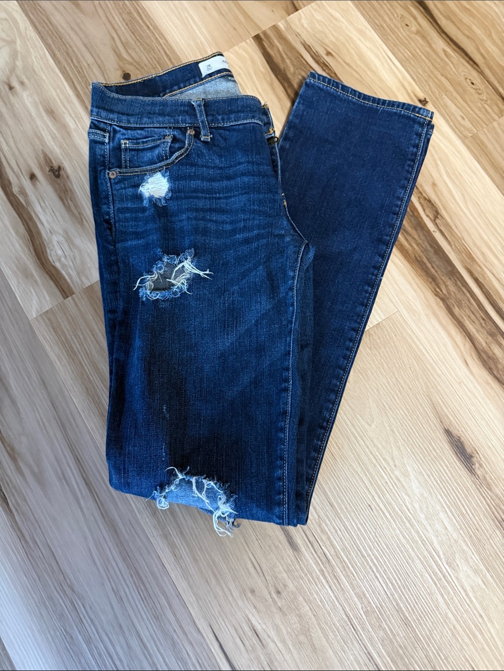 Abercrombie & Fitch Dark Blue Distressed Skinny Jeans